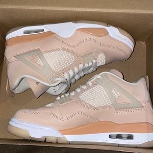 Women’s Air Jordan 4 Retro